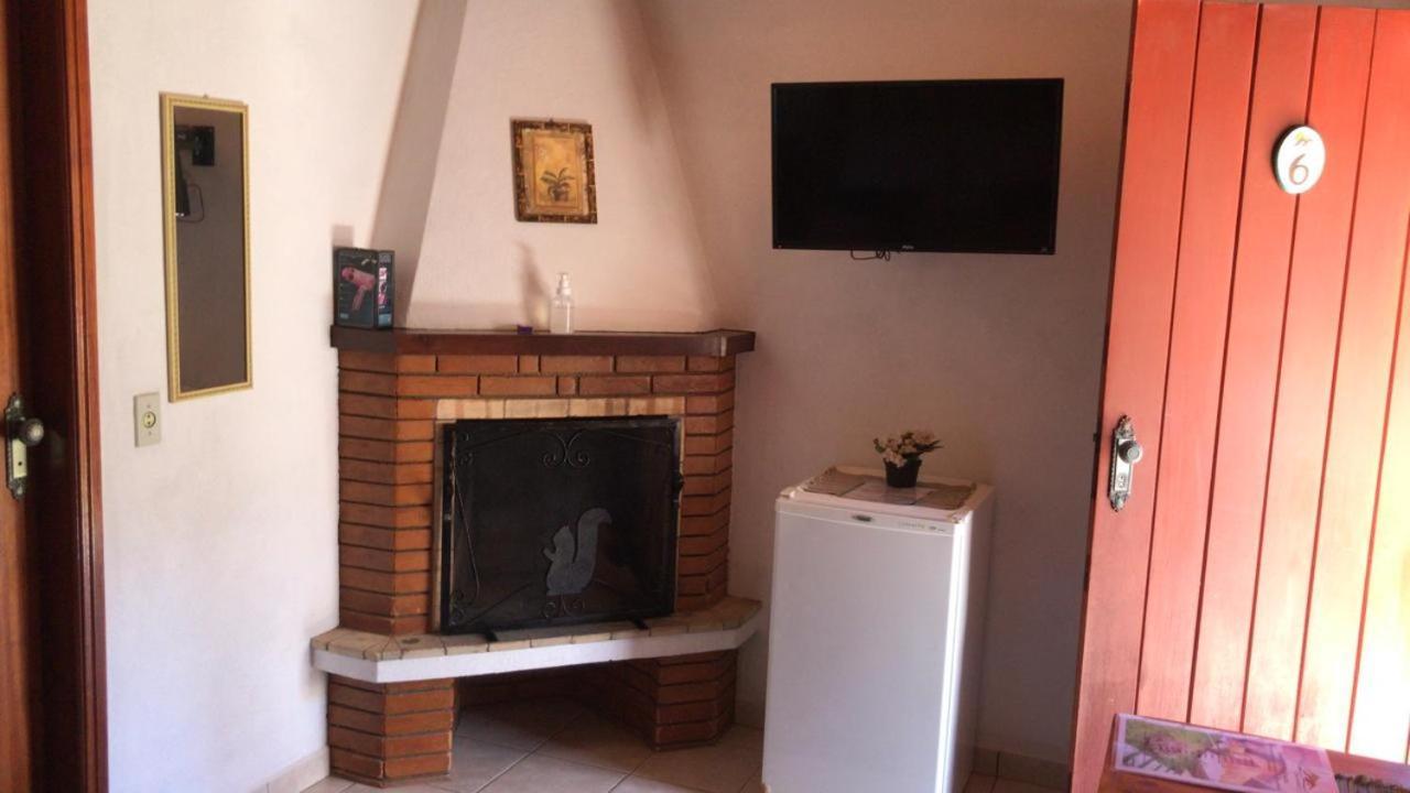 Chales Encantus Villa Monte Verde  Eksteriør bilde
