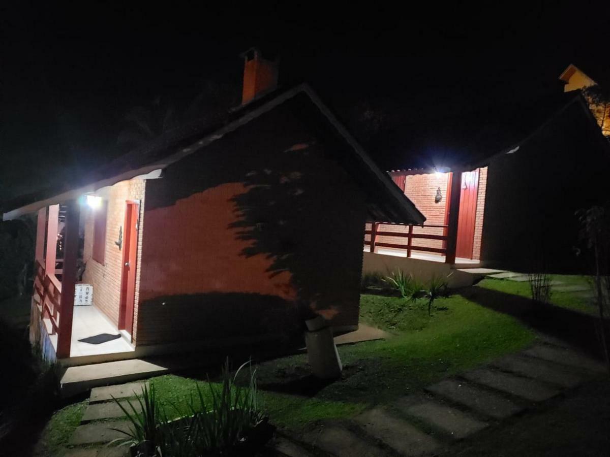 Chales Encantus Villa Monte Verde  Eksteriør bilde